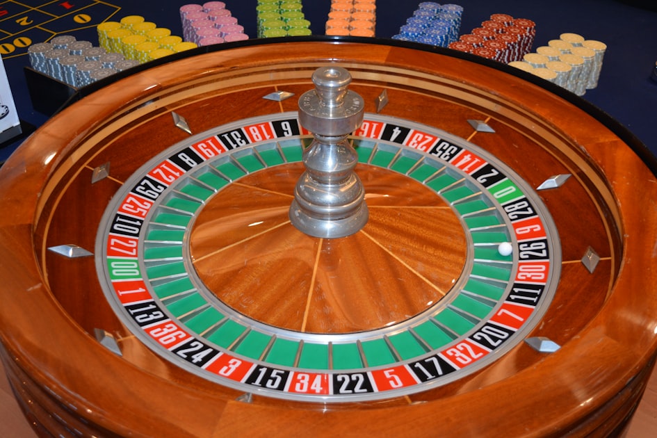 现金棋牌与彩票销售平台全面对比分析
